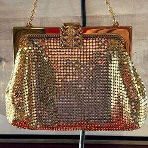 Whiting & Davis Gold mesh handbag shimmering metal art deco Ornate frame clasp